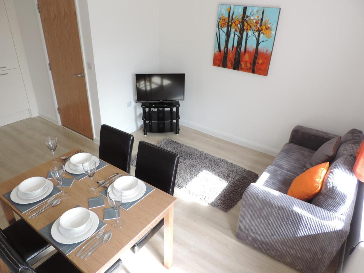 Park House - City Centre Apartment Peterborough Eksteriør bilde